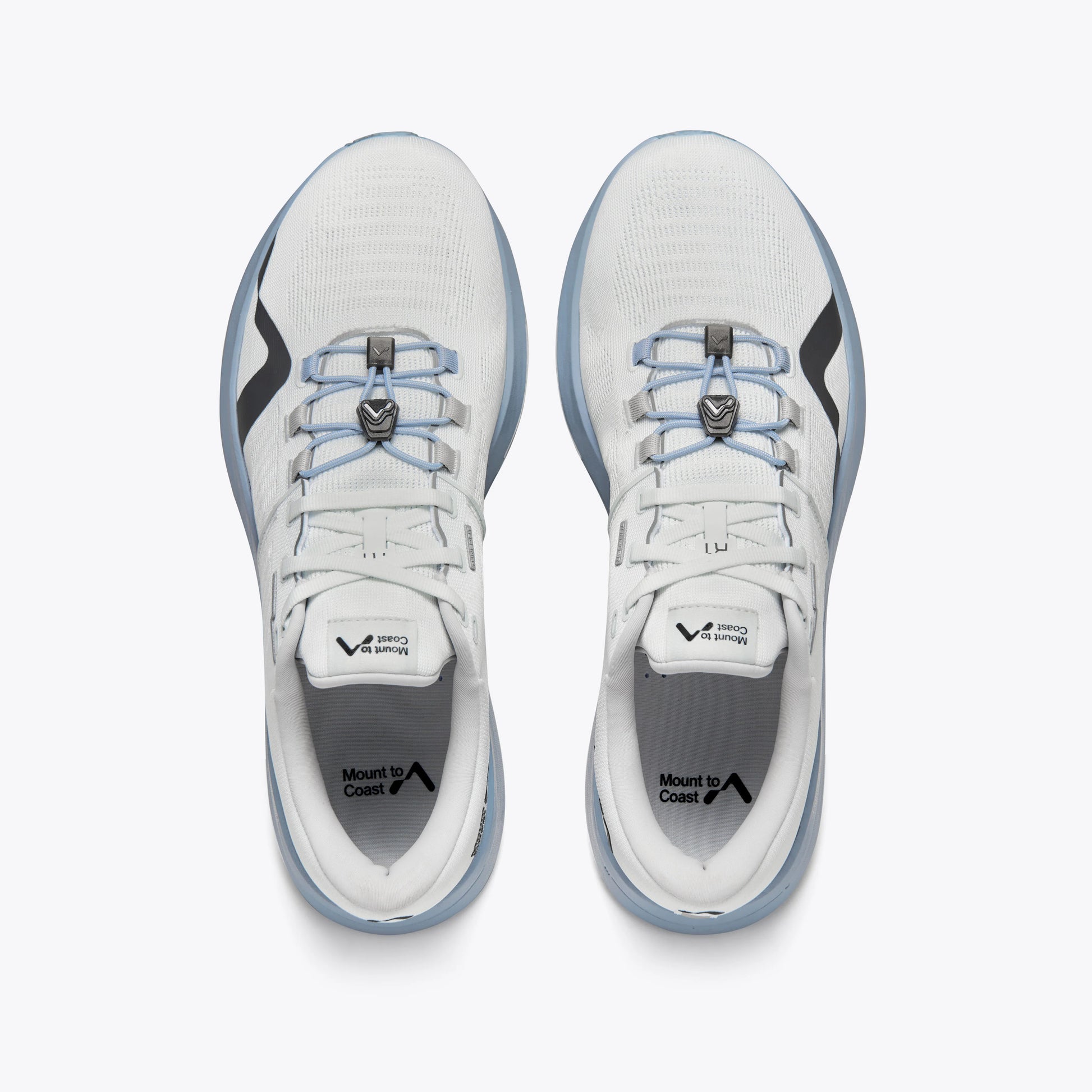 Mount to Coast R1 white running shoes from above, light blue and black accents, ideal for ultramarathons. #Color_twilight