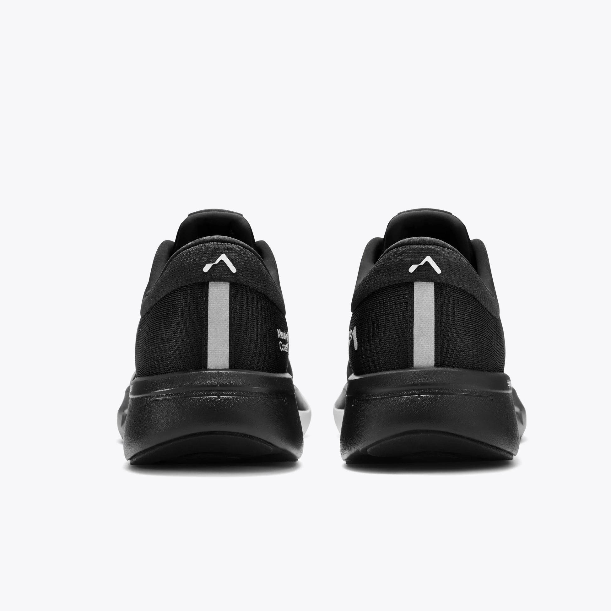 Mount to Coast R1R Black Running Shoes Rear View #Color_black